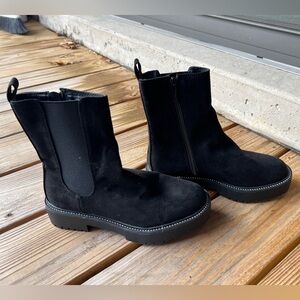 Time & Tru Size 6 Side Zipper Black Bling Chelsea Ankle Boots